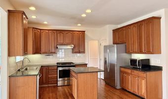 43520 LUCKETTS BRIDGE Cir, Ashburn, VA 20148
