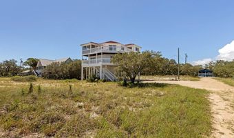 6 Kingfish St, Alligator Point, FL 32346