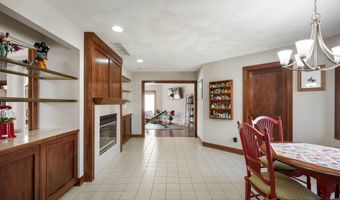 6520 Forrest Commons Blvd, Indianapolis, IN 46227