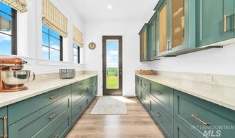 7877 Sonara Rd, Caldwell, ID 83607