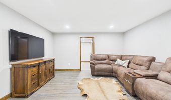 46923 250th St, Baltic, SD 57003