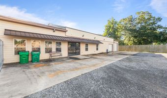 726 Veterans Memorial Dr, Abbeville, LA 70510