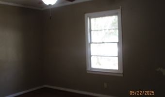814 Cleveland Ave, Adel, GA 31620