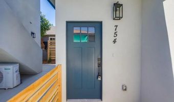 752 W 9th Ave, Escondido, CA 92025