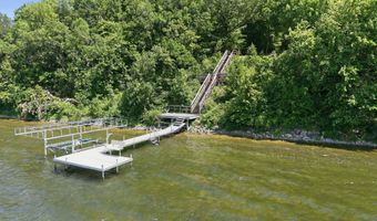 1834 Petes Point Ln SW, Alexandria, MN 56308