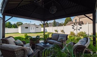 658 Nicole Dr, Amherst, OH 44001