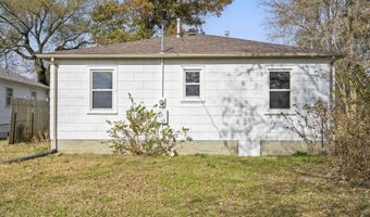304 E Cofield St, Aurora, MO 65605