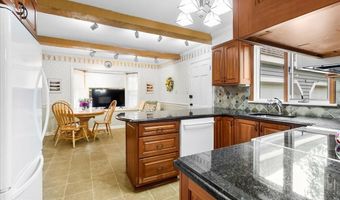 42 Pheasant Ridge Dr, Albany, NY 12211