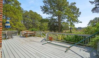 24385 DIX FARM Dr, Accomac, VA 23301