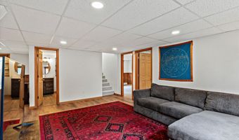 6922 Cutty Sark St, Anchorage, AK 99502