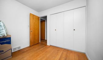 2125 Needham Rd, Ann Arbor, MI 48104