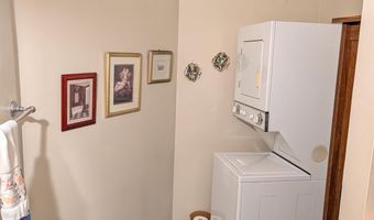 327 333 2nd St, Aurora, IN 47001