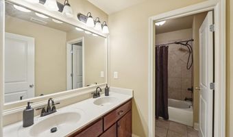 202 Saddlehorn Trl, Ball Ground, GA 30107