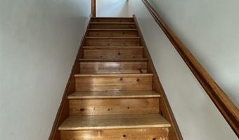 33 E 51ST St 2, Bayonne, NJ 07002