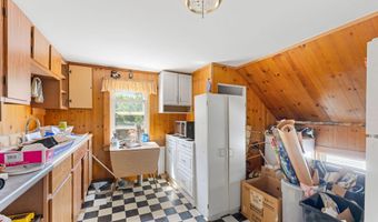 15 Dummer Street Ct, Bath, ME 04530