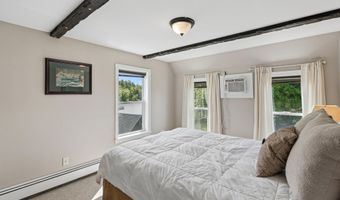 157 Main St, Belgrade, ME 04918