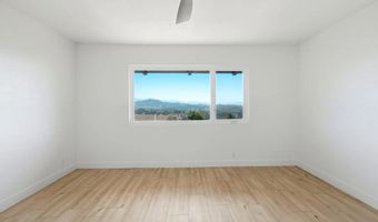 1329 Park Hill Ln, Escondido, CA 92025