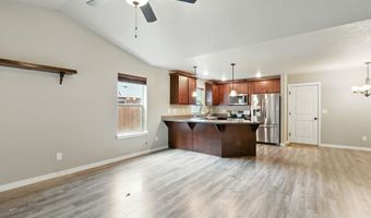 1064 NECARNEY St, Rockaway Beach, OR 97136
