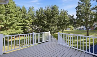 46 Dundee Dr, Cheshire, CT 06410