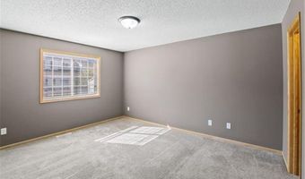 6785 Pine Crest Trl S, Cottage Grove, MN 55016