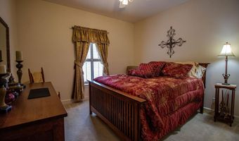 171 HUNTINGTON Trce, Anniston, AL 36207