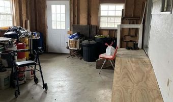 2174 County Road A-425, Ava, MO 65608