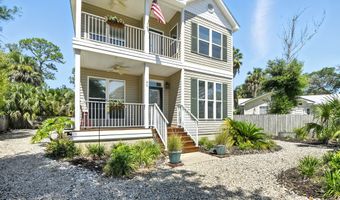 40 Myrtle St, Apalachicola, FL 32320