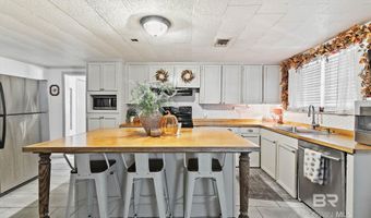 55056 Rabun Rd, Bay Minette, AL 36507