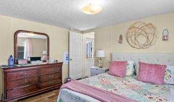 705 LITTLE VALLEY Trl, Cheyenne, WY 82007