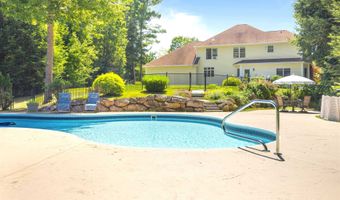 4 Monticello Dr, Amherst, NH 03031