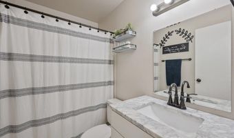 5214 HICKORY Pl, Cheyenne, WY 82009