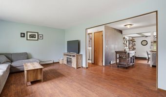 1032 Summer St, Algonac, MI 48001
