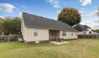 1204 Crestbrook Dr, Albertville, AL 35950