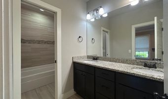 3100 SW Warberry Ave, Bentonville, AR 72712