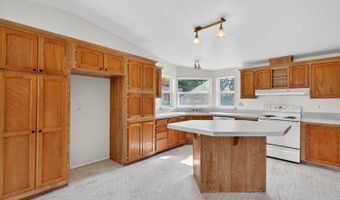 420 Johnson St, American Falls, ID 83211