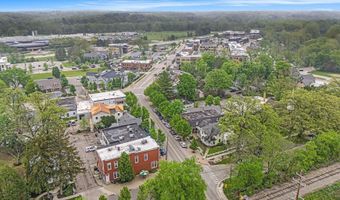 446 Adaway Ave SE, Ada, MI 49301