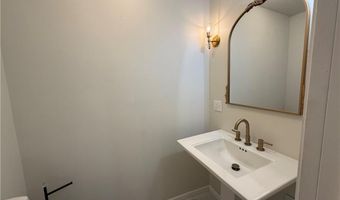 928 S 6th St, Atchison, KS 66002