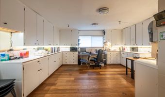 87326 MCTIMMONS Ln, Bandon, OR 97411