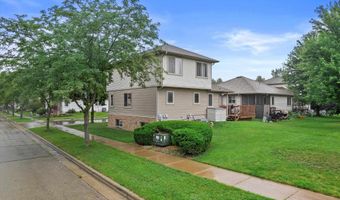 562 Lexington Dr, Oregon, WI 53575