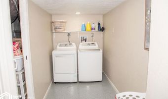 311 S D St, Albia, IA 52531