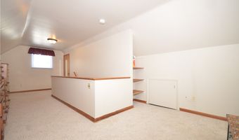 759 Tallkron Dr, Akron, OH 44305