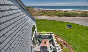 204 BELLEVUE Ct 204, Narragansett, RI 02882