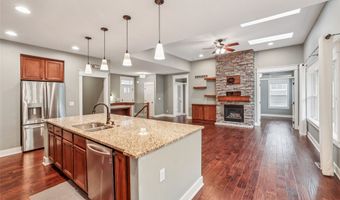 903 Baileys Grove Dr, Adel, IA 50003