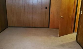 237 245 F St, Hawthorne, NV 89415