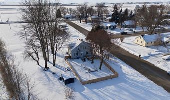 211 Commercial St, Arlington, WI 53911
