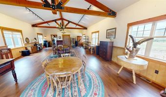6 Whitney Dr, Cody, WY 82414