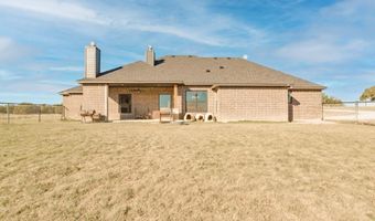 170 Rolling Hills Blvd, Alvord, TX 76225