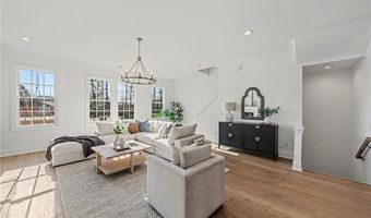 650 Mayfair Ct, Alpharetta, GA 30009