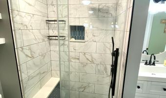 138 N Harrison St, Bloomfield, IN 47424