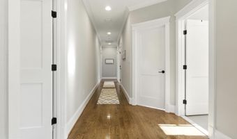 9206 FERNWOOD Rd, Bethesda, MD 20817